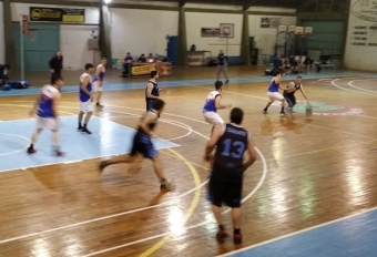 El Ancla se llevó el clásico zarateño en Villa Fox para dar el primer paso en el Clausura.