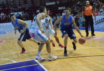 Pick. Cassinelli fue figura ofensiva junto a Barreto en Zárate Basket