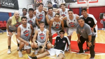 Zárate Basket mantuvo su gran 2019 en el arranque de los playoffs en Madryn.