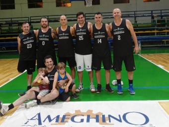 Lagartugas ganó el repechaje ante Dirty Basket y se las verá otra vez con Mafia de Pivots, en una de las semifinales del Torneo de Maxibásquet +45 de Verano en Campana.
