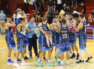 Zárate Basket celebró de nuevo ante su gente en Paraná.