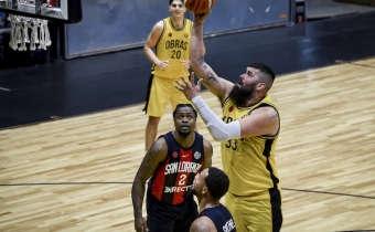 Chaine jugó la LNB 202-21 en Obras Basket.