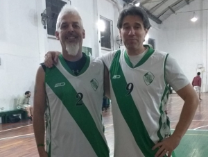 Diego Balenzuela (izquierda) y Gabriel Scollo (derecha) volvieron a compartir equipo luego de 30 años.