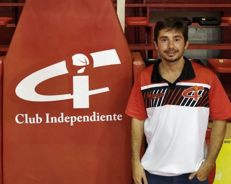 Lucas Kualich ya trabaja en el gimnasio de Independiente.