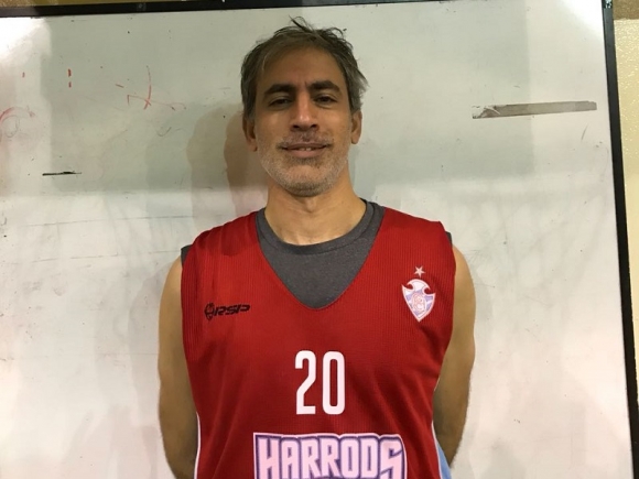 Miguel Brofman fue uno de los goleadores de Harrods ante Macabi