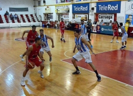 La defensa de Racing le cerró los caminos a Ledesma y todo Atlético en Pilar.