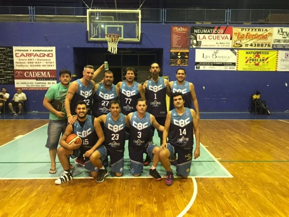 CBC +35 ganó y pasó directo a cuartos en su torneo.