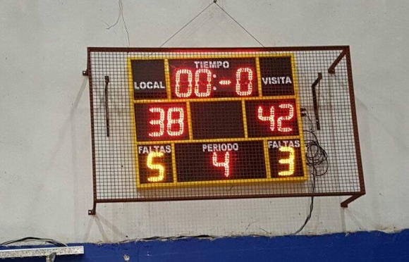 Vélez tuvo un gran tercer cuarto, en el que dio vuelta el partido, pero se quedó en el final.