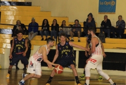 Atlético dominó el juego en Pergamino y lidera con récord perfecto en la Bonaerense. 