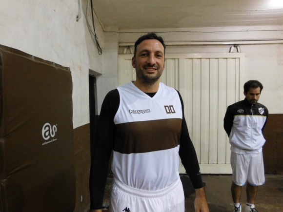 Gabriel Coluccio fue el goleador de Platense en la victoria ante Hacoaj