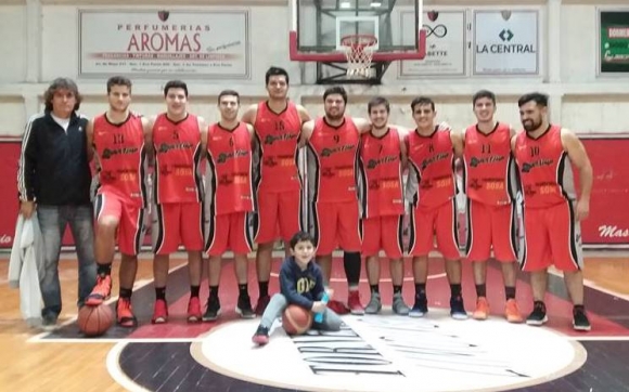 El plantel Rojo que ganó en la calle Dorrego.