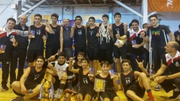 La celebración de los chicos de la ABZC que se ganaron el pasaje al Argentino.