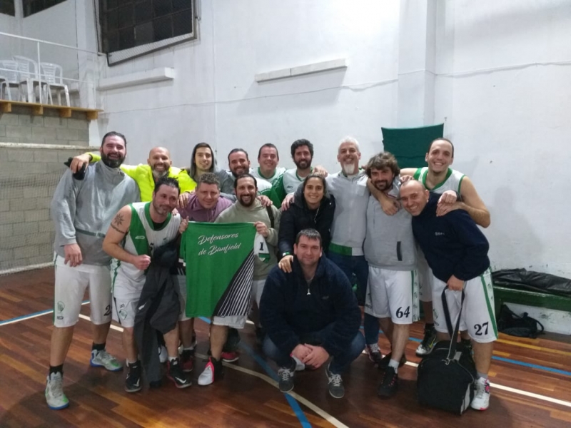+35 B: Defensores de Banfield 75 vs Imperio Juniors 72