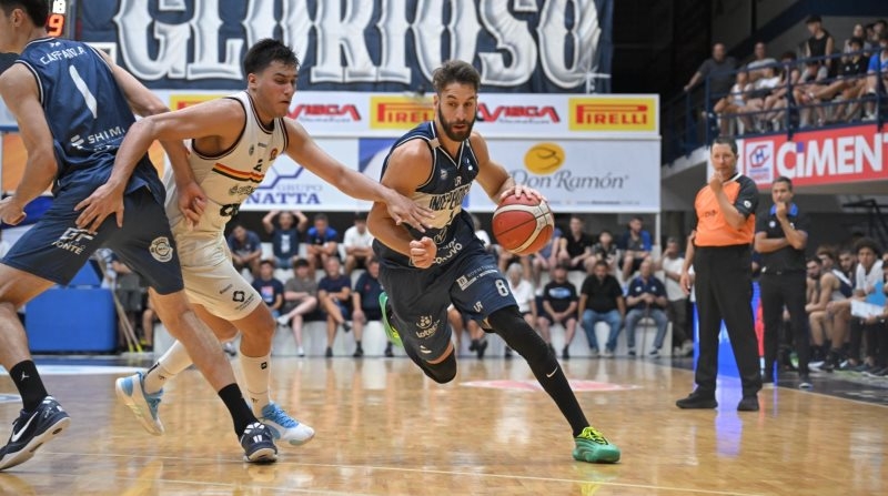 Pato Tabarez fue una de las figuras de Independiente en Oliva.