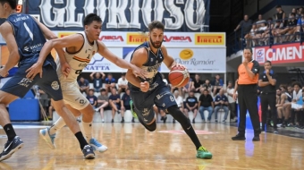 Pato vuela en la cima de la Liga Nacional