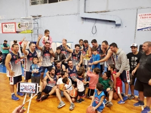 El Ancla campéon +35 de la tercera edición del Torneo de Maxibásquet de Verano que organiza Campana Boat Club