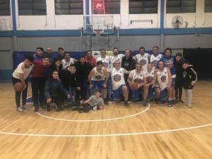 El Trede junto a su hinchada luegod e vencer a San Fernando agónicamente en doble suplementario.