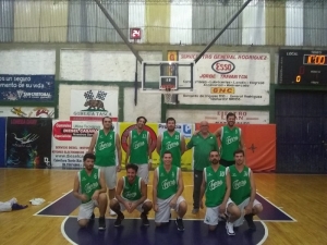 Ferro fue muy superior a Além en el debut del maxi +35 de FeBAMBA